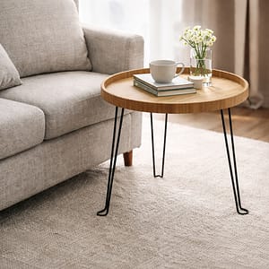 Mesa auxiliar de bambú estilo moderno con patas metálicas